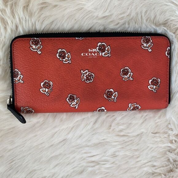 Coach Rose Floral Patter Long Zippy Wallet - Picture 2 of 16